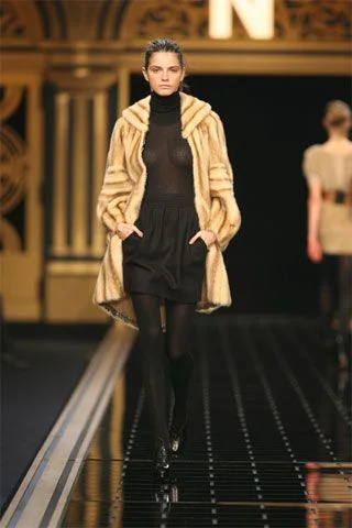 Look 14